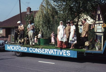 Wickford Carnival and the Wickford YCs.