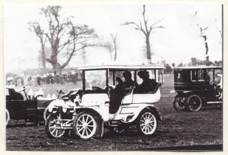 Cars arriving at a Point to Point at Parklands