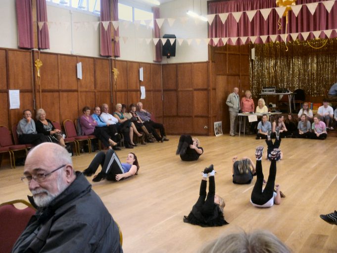 'Bottoms up' music and movement with Kings Dance Studio. | Jo Cullen