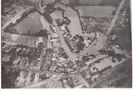 Arial view of 1947 Wickford flood.