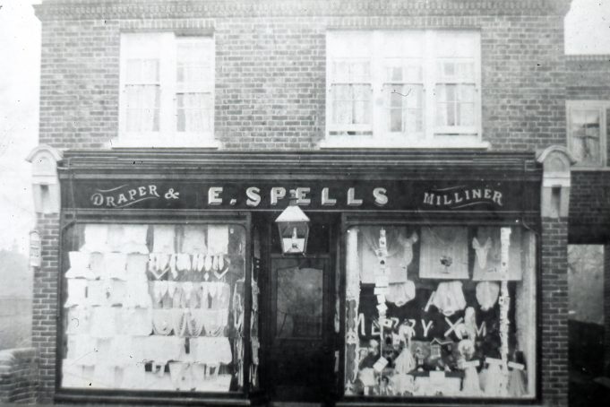 Ernest Spells, drapers in the London Road, approx 1908-1914?