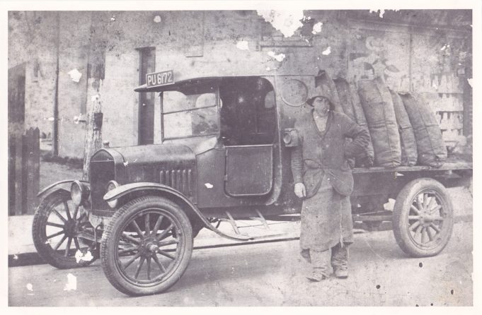 Ernie Watts Coal deliverer: This photo dates to around 1930. It was taken outside 